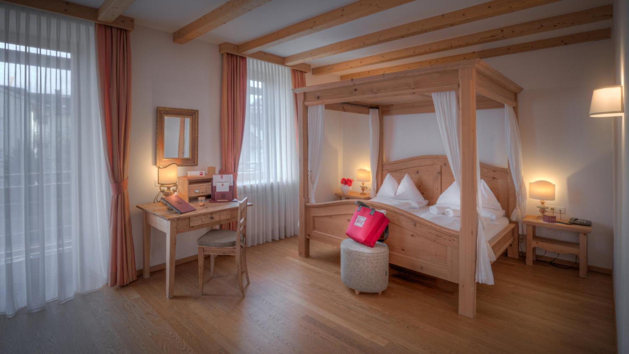 Il Tyrol Hotel San Candido Exterior photo