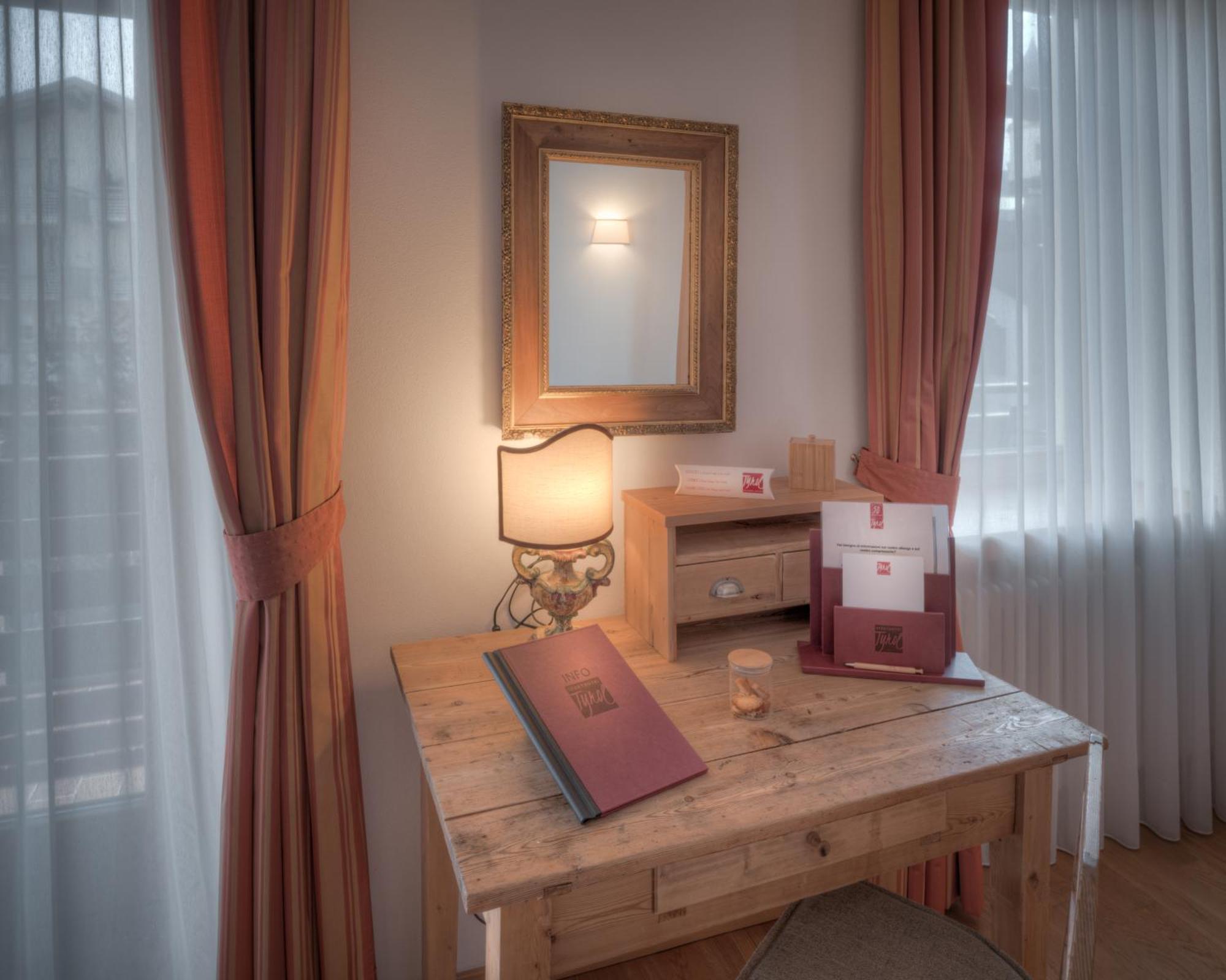 Il Tyrol Hotel San Candido Exterior photo