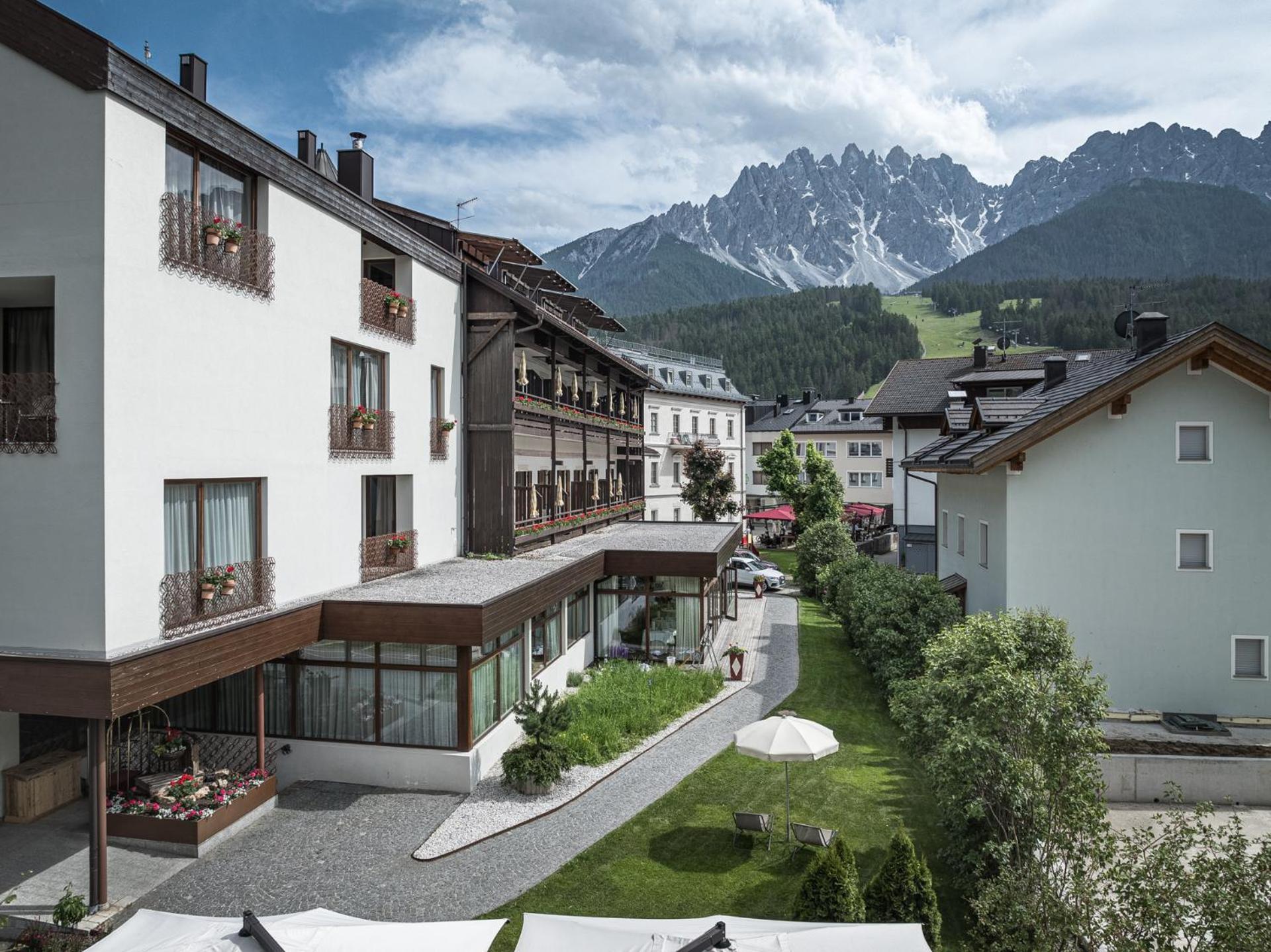 Il Tyrol Hotel San Candido Exterior photo